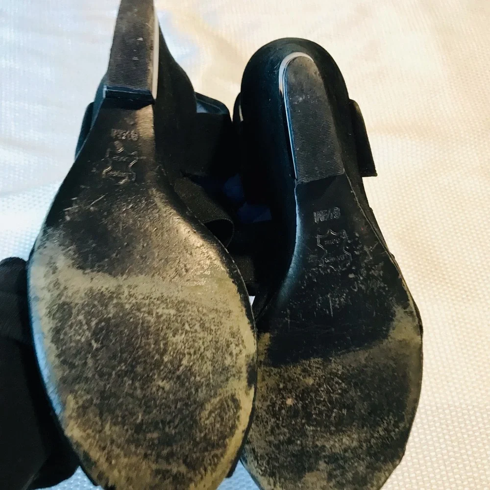 Tory Burch suede Black Wedge Sandals